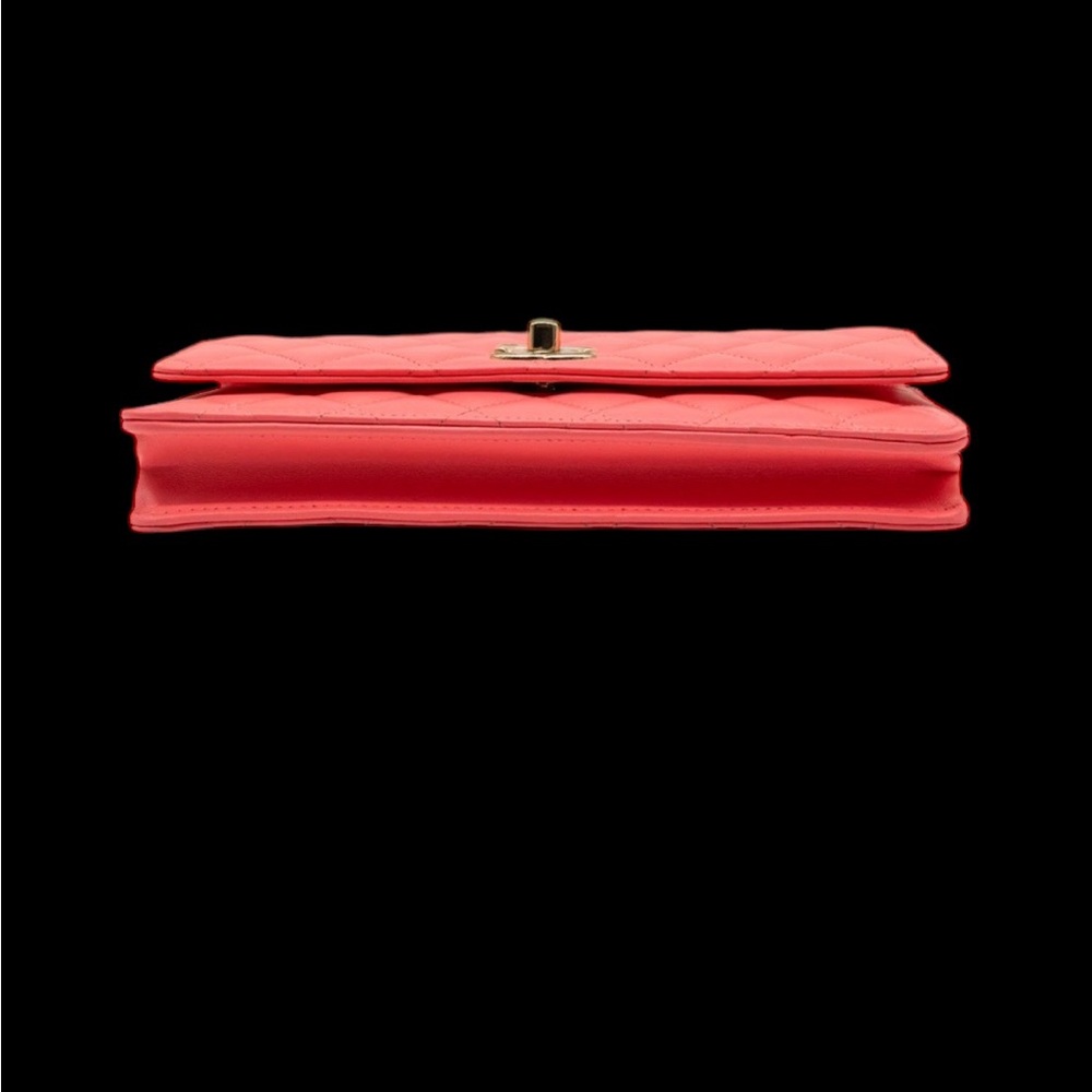 Chanel Wide Trendy CC Wallet on Chain Hot Pink Lambskin Leather RARE Rainbow! - Picture 7 of 16